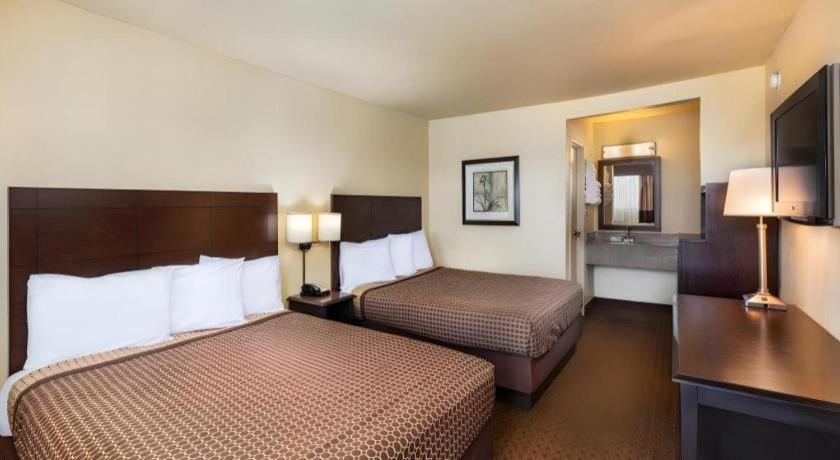 Lemon Heights Inn Тастин Экстерьер фото
