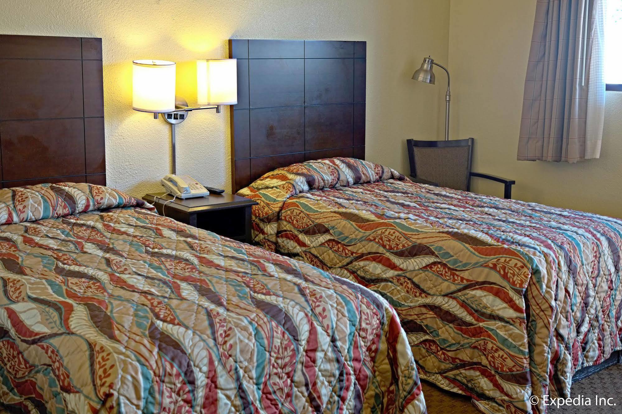 Lemon Heights Inn Тастин Экстерьер фото